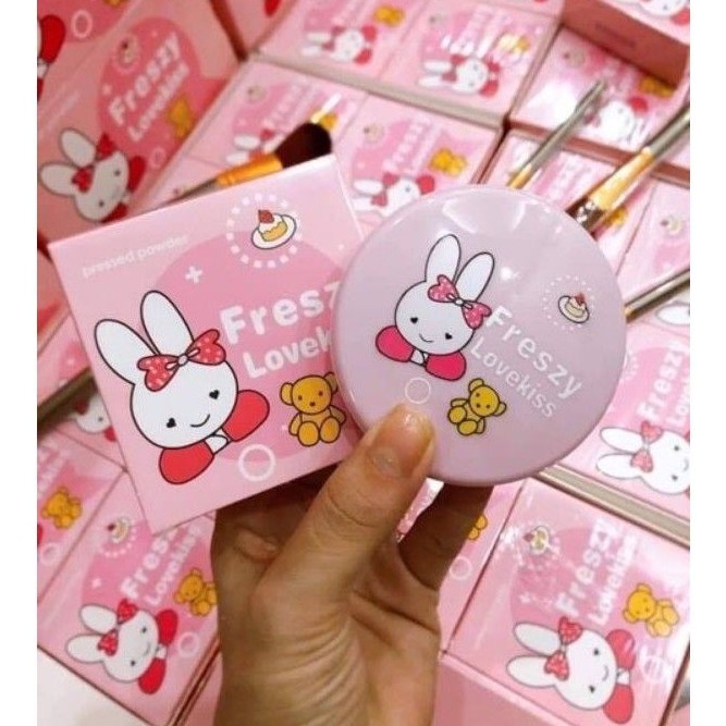 Phấn phủ con thỏ Hàn Quốc