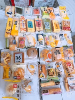 Thùng 1 kg đồ ăn vặt