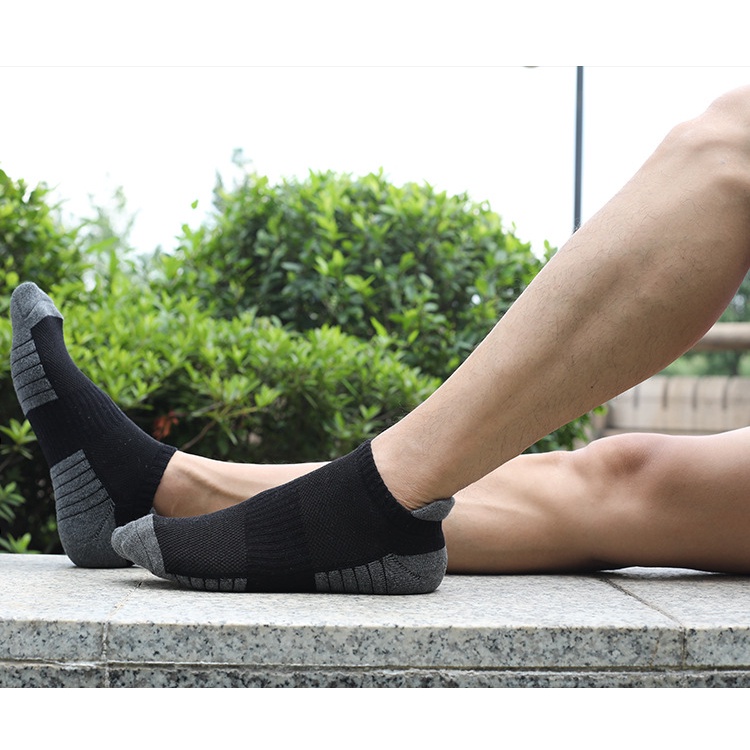 Vớ thể thao đế dày chống trượt thấm hút mồ hôi thoáng khí