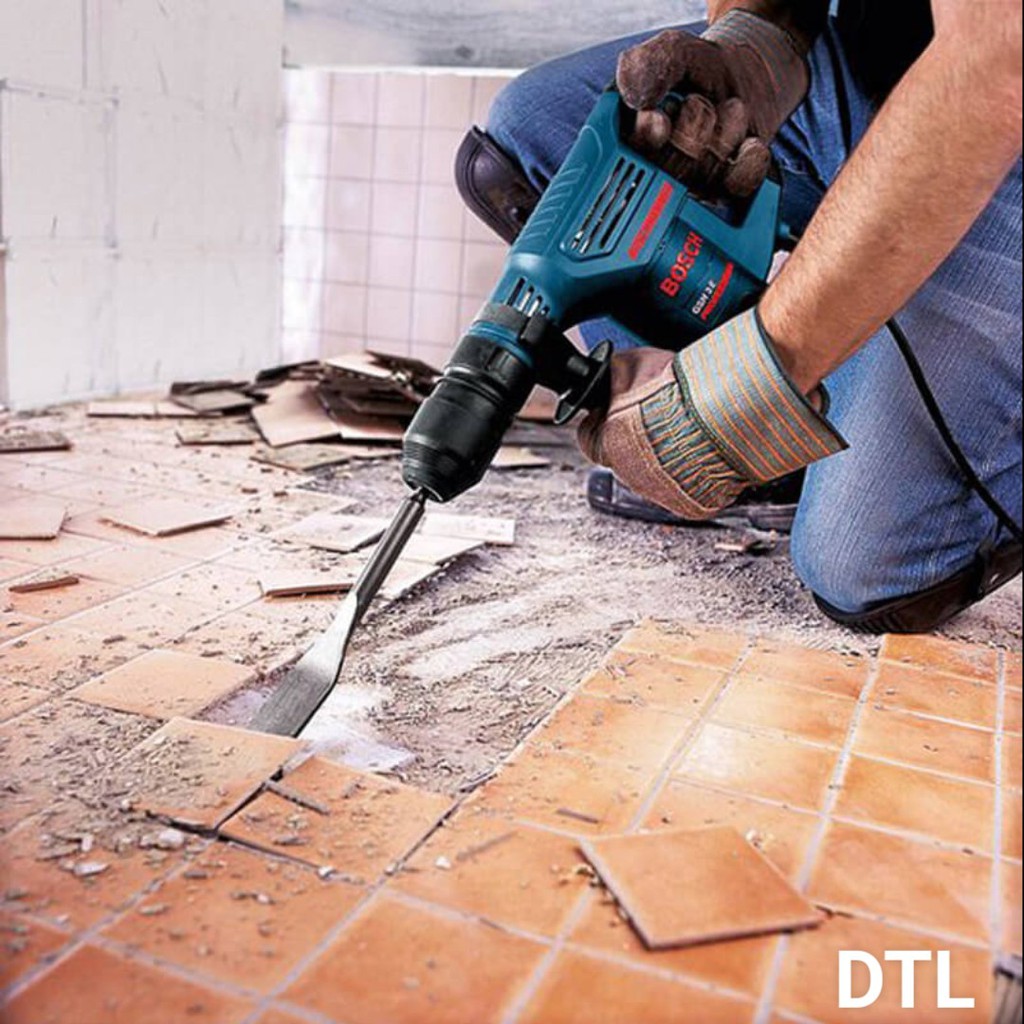 Mũi đục dẹt 8cm. Dóc vữa trát, đục gạch lát, bóc vữa cán nền - Đầu gài 16. Lắp máy vừa khoan vừa đục loại Lớn