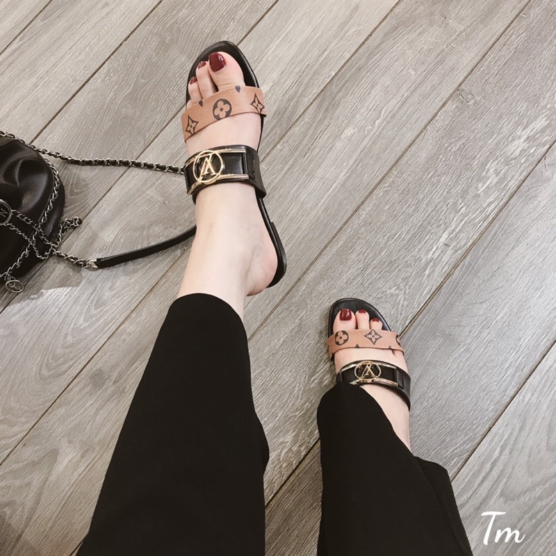 Dép 2 bản lv  #250k full size : 35-39