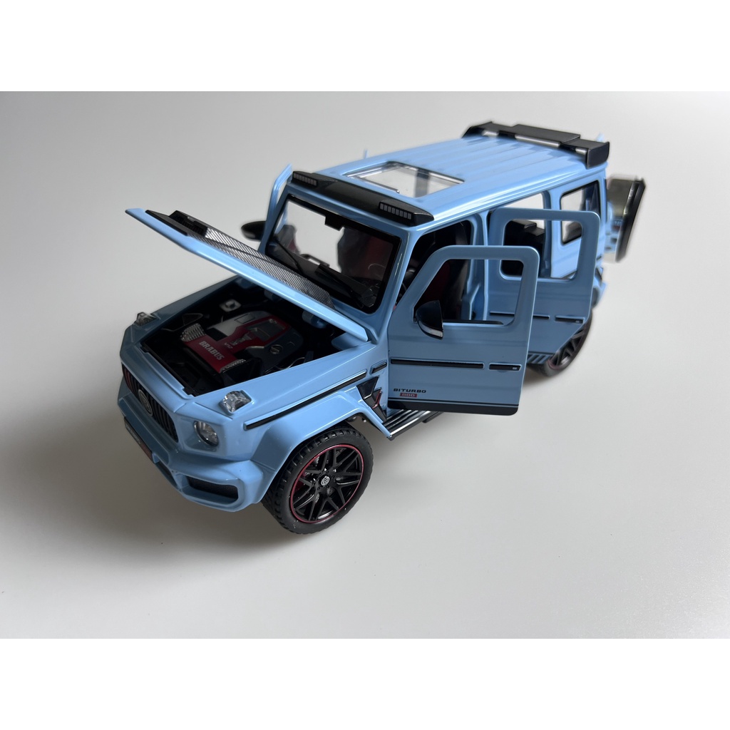 Xe mô hình Mercedes-Benz Brabus G800 tỉ lệ 1:24