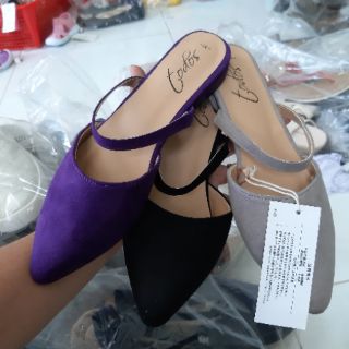 Combo giày của khách