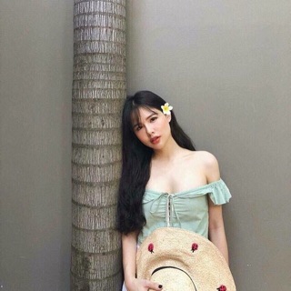 Hoa đại cài tóc đi biển