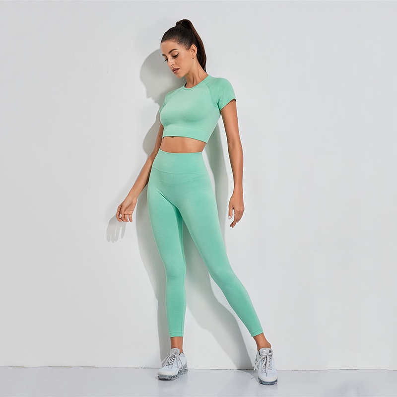 Bộ quần áo thể thao lưng cao thời trang dành cho nữ | BigBuy360 - bigbuy360.vn