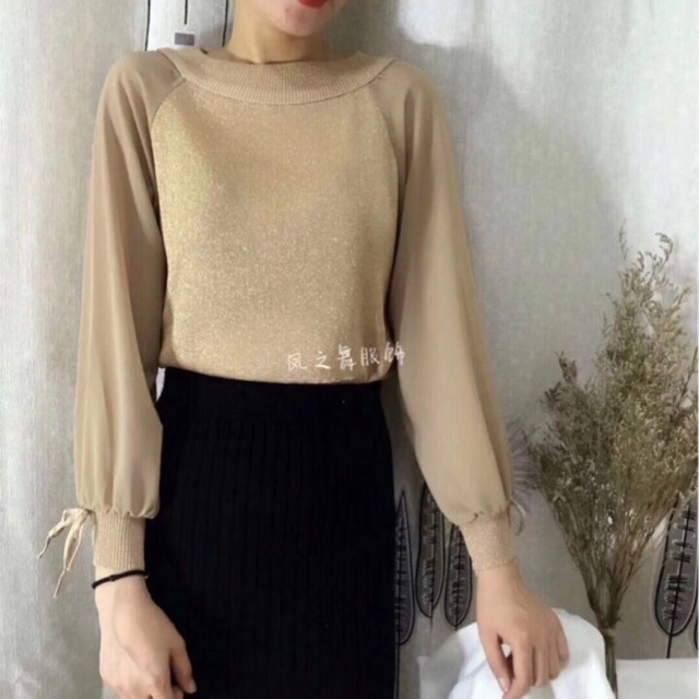 Áo kim tuyến, tay lưới phù hợp mọi lứa tuổi