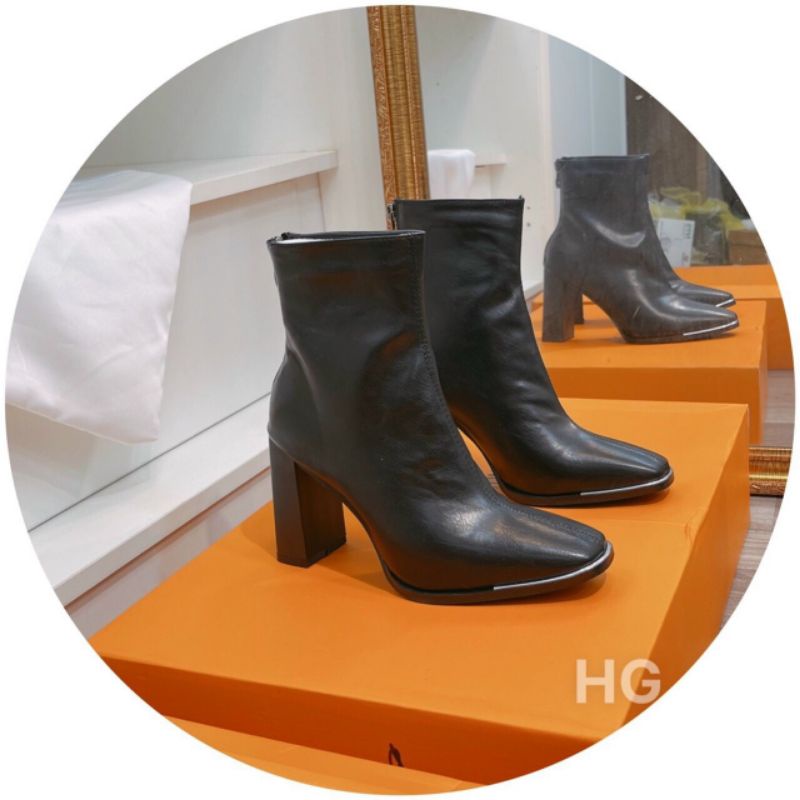 H(ẢNH THẬT) Boot Cổ Thấp Gót 9p Mũi Tròn Viền Kim Loại Da Mềm Êm Fullbox Cao Cấp