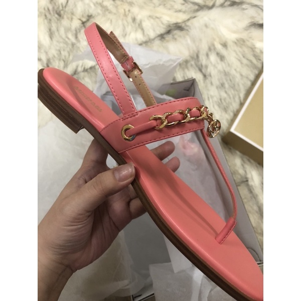 Giày xỏ ngón nữ Micheal Kors đế thấp