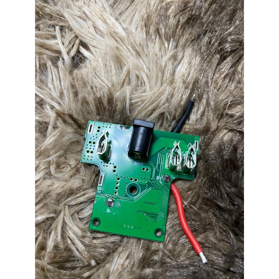 Vỏ, mạch pin Hitachi BSL1430 14.4V sạc adapter và có led báo pin. . BN.