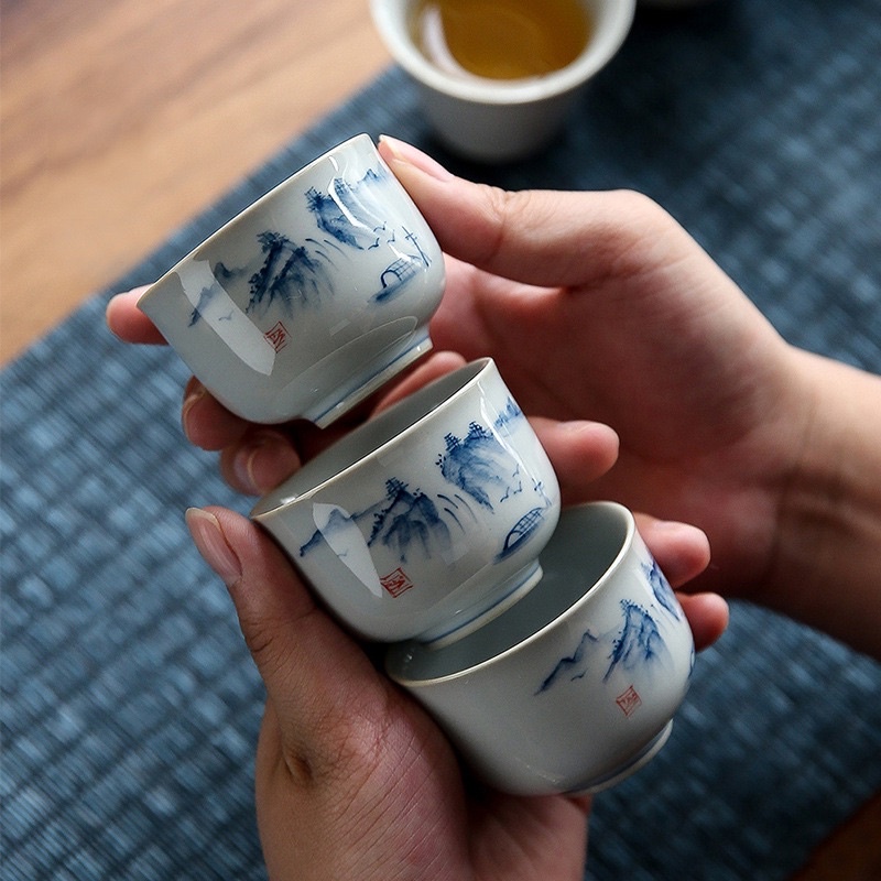 Chén Cảnh Đức men lam vẽ tay