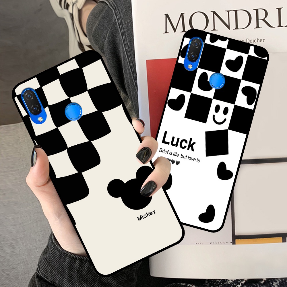 Ốp Huawei Nova 3 / Nova 3i in hình sọc caro, họa tiết đen trắng dễ thương