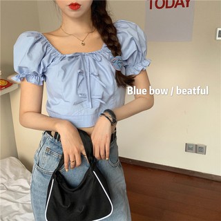 Áo croptop xanh thắt nơ