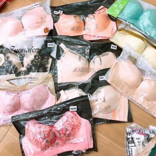ĐƠN KHÁCH ĐẶT LIVE NHIỀU MẪU