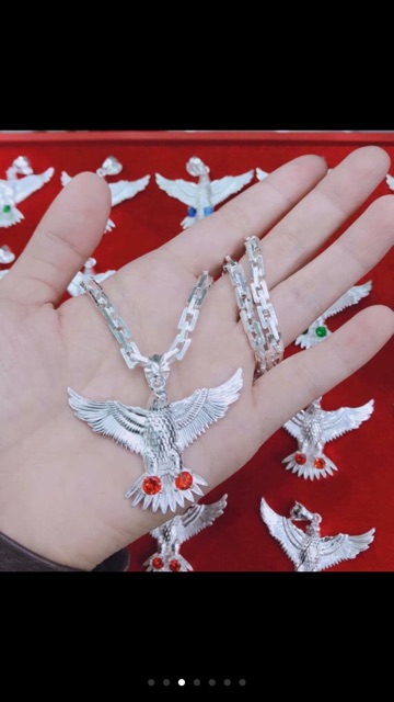 Mặt dây chuyền đại bàng Phú Lê