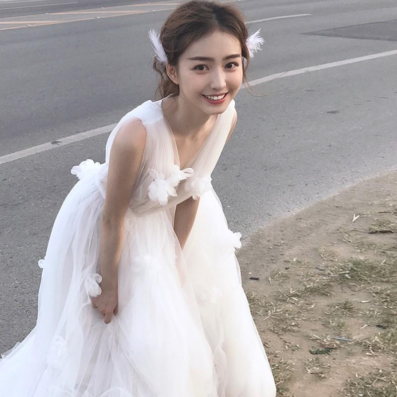 Đầm cưới dáng ôm phong cách mori đơn giản thời trang 2023 dành cho nữ