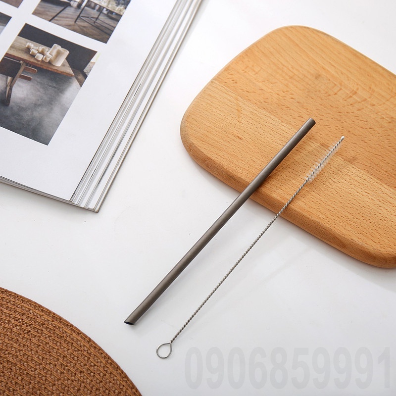 Ống hút titan nguyên chất kèm dụng cụ vệ sinh