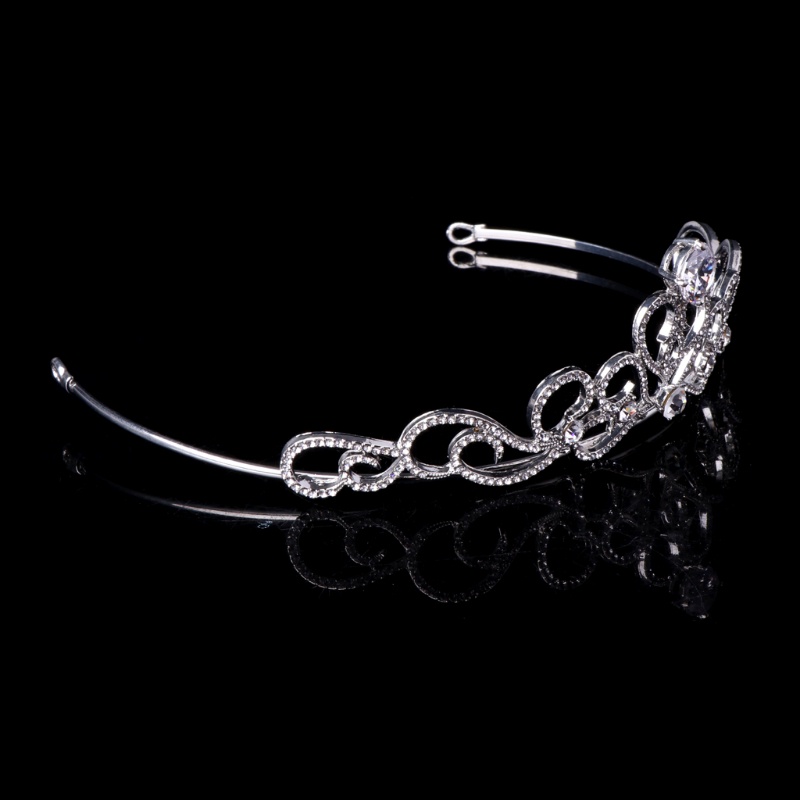 Vương Miện Đội Đầu Đính Đá Hình Trái Tim Cho Cô Dâu Ngày Cưới