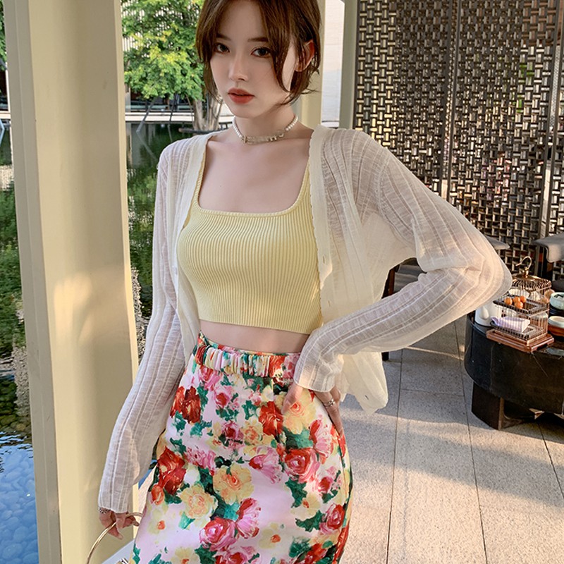 Crop Top Hai Dây Cổ Chữ U Nhiều Màu Sắc Gợi Cảm HZFWC4647