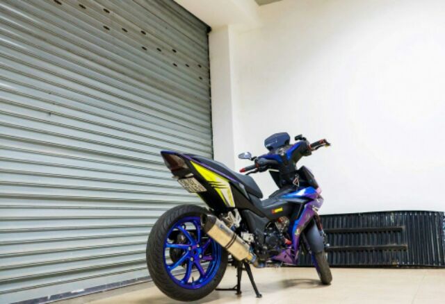 Ốp đầu NVX chế cho tất cả loại xe | BigBuy360 - bigbuy360.vn