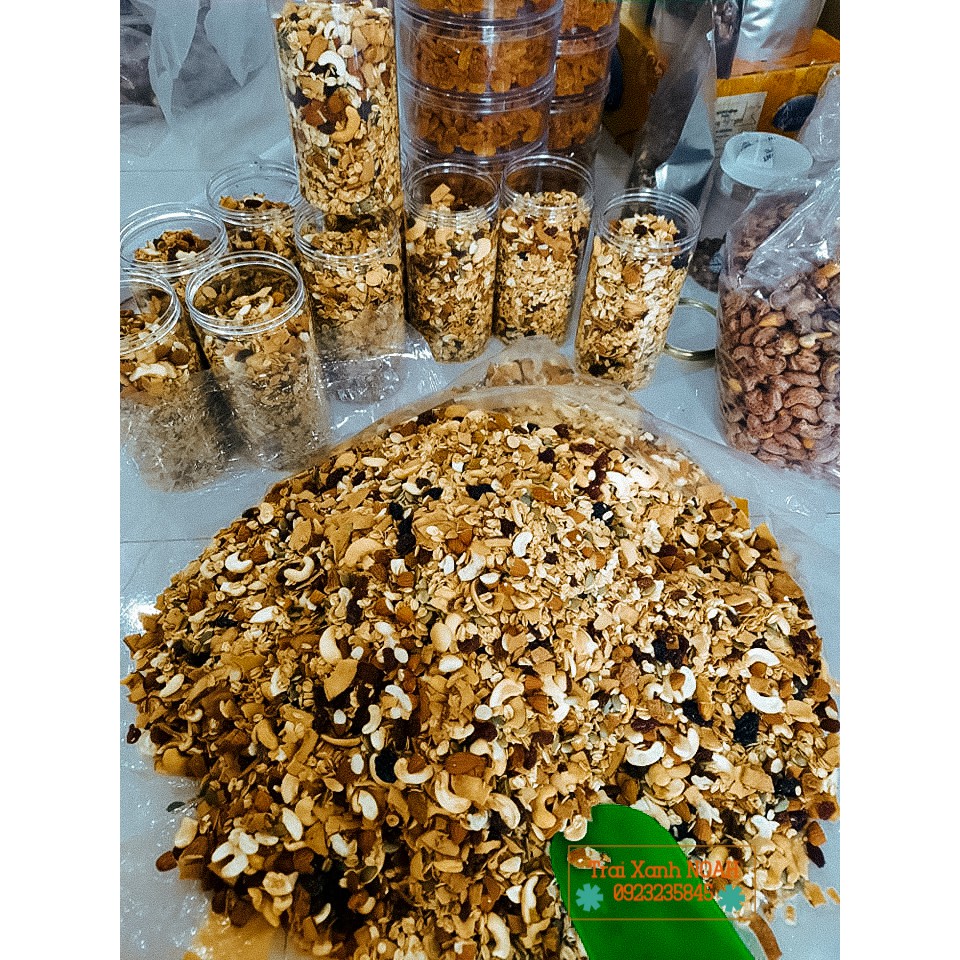 Ngũ cốc hạt Đắc Lắc Tẩm mật ong Granola - chuyên giảm cân hộp 500g đồng xanh daklak