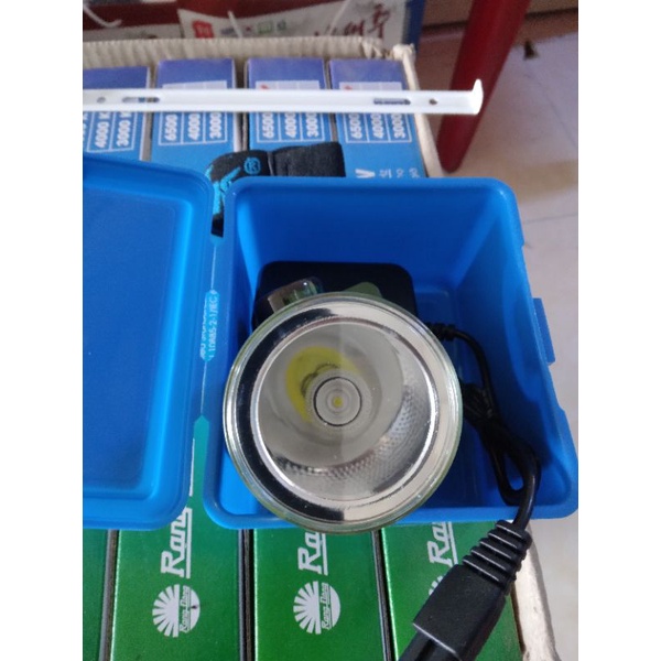 Đèn đội đầu ML-3 Chống nước IP68. Ánh sáng vàng và ánh sáng trắng