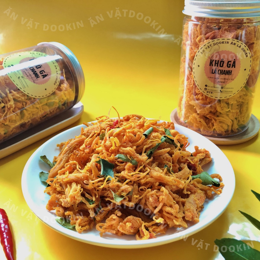 Khô gà lá chanh mềm cay 250g DooKin đồ ăn vặt vừa ngon vừa rẻ | BigBuy360 - bigbuy360.vn