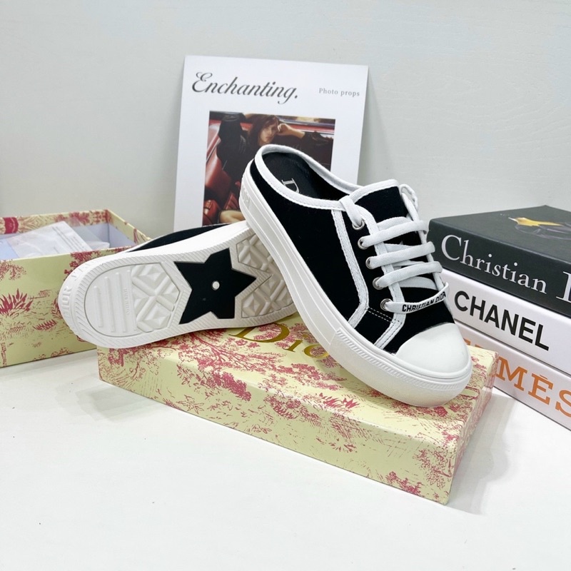 Giày sục thể thao D i o r thêu fullbox