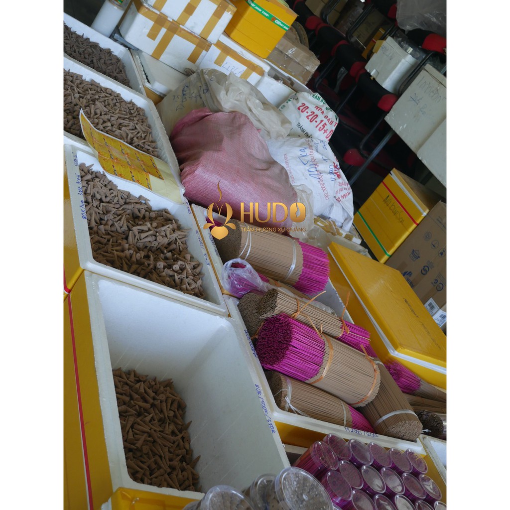 Nụ trầm hương cao cấp tự nhiên nguyên chất xông nhà khói chảy ngược Xưởng Trầm Hương Hudo