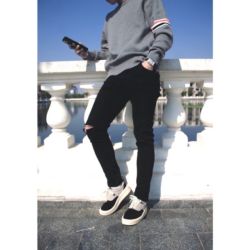 Quần Jean Skinny Nam Đen Rách Bên Gối Chất Bò Cao Cấp, Form Chuẩn Hàn Quốc  mẫu 823RGP