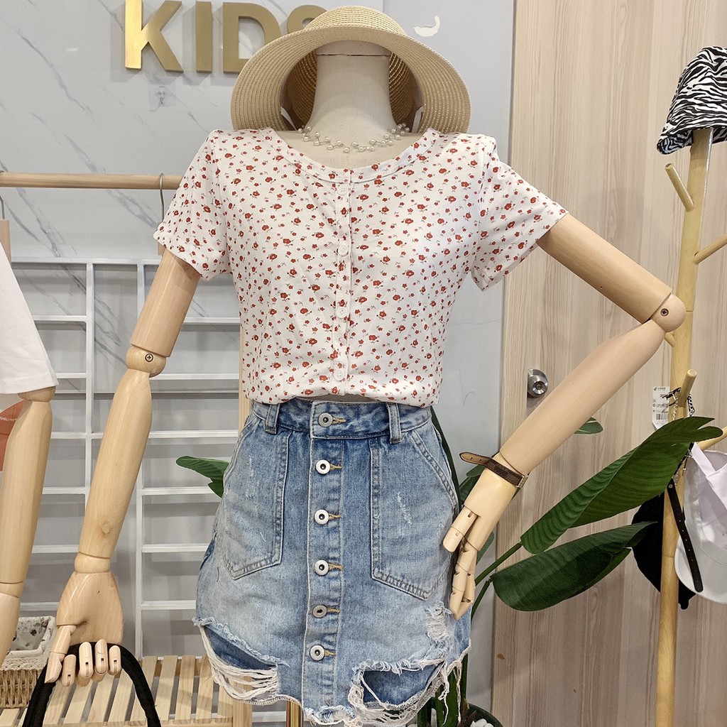 Áo croptop nữ Quảng Châu [VIDEO+ẢNH THẬT] Áo kiểu nữ tay ngắn dáng crt hoa nhí nhập Taobao phong cách trẻ trung - có sẵn | BigBuy360 - bigbuy360.vn