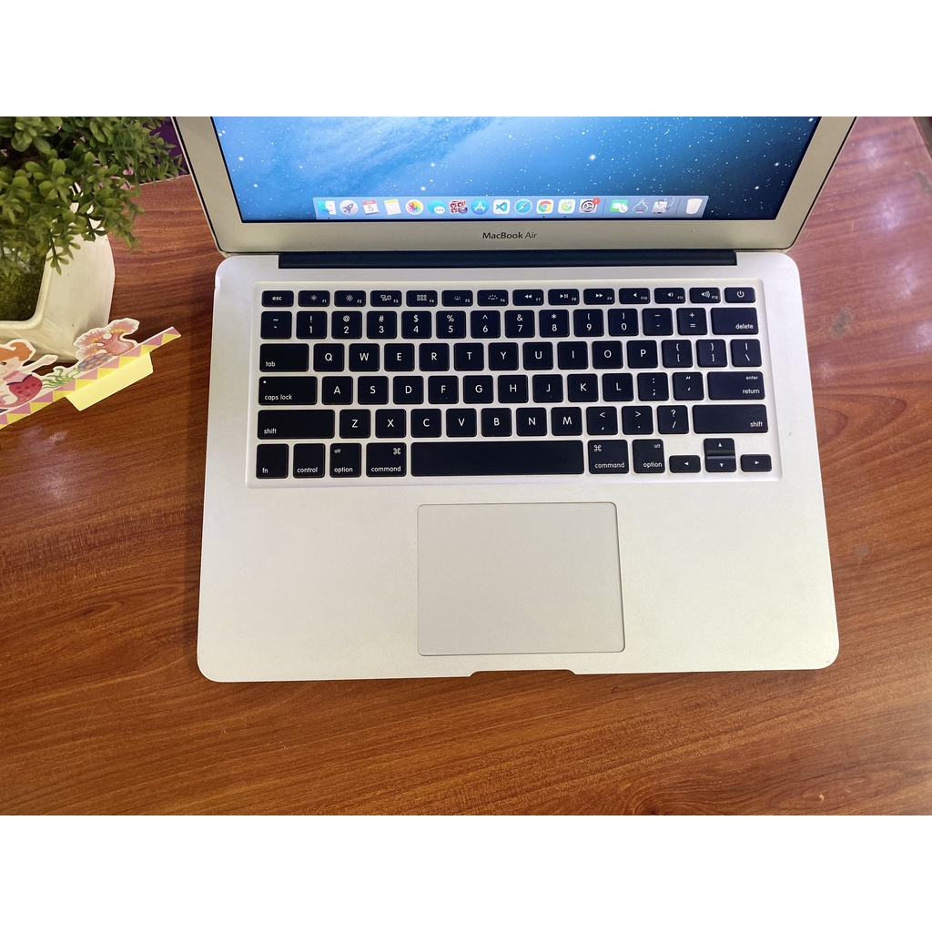 Macbook Air 2013 cũ - Core I7 RAM 8GB SSD 256GB siêu mỏng nhẹ sang trọng