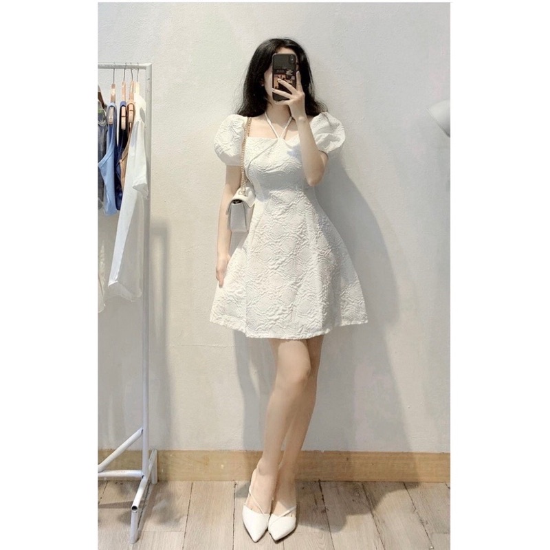 Váy Xốp Cổ Vuông Dây Yếm Mẫu Mới, Đầm Xốp Màu Trắng
