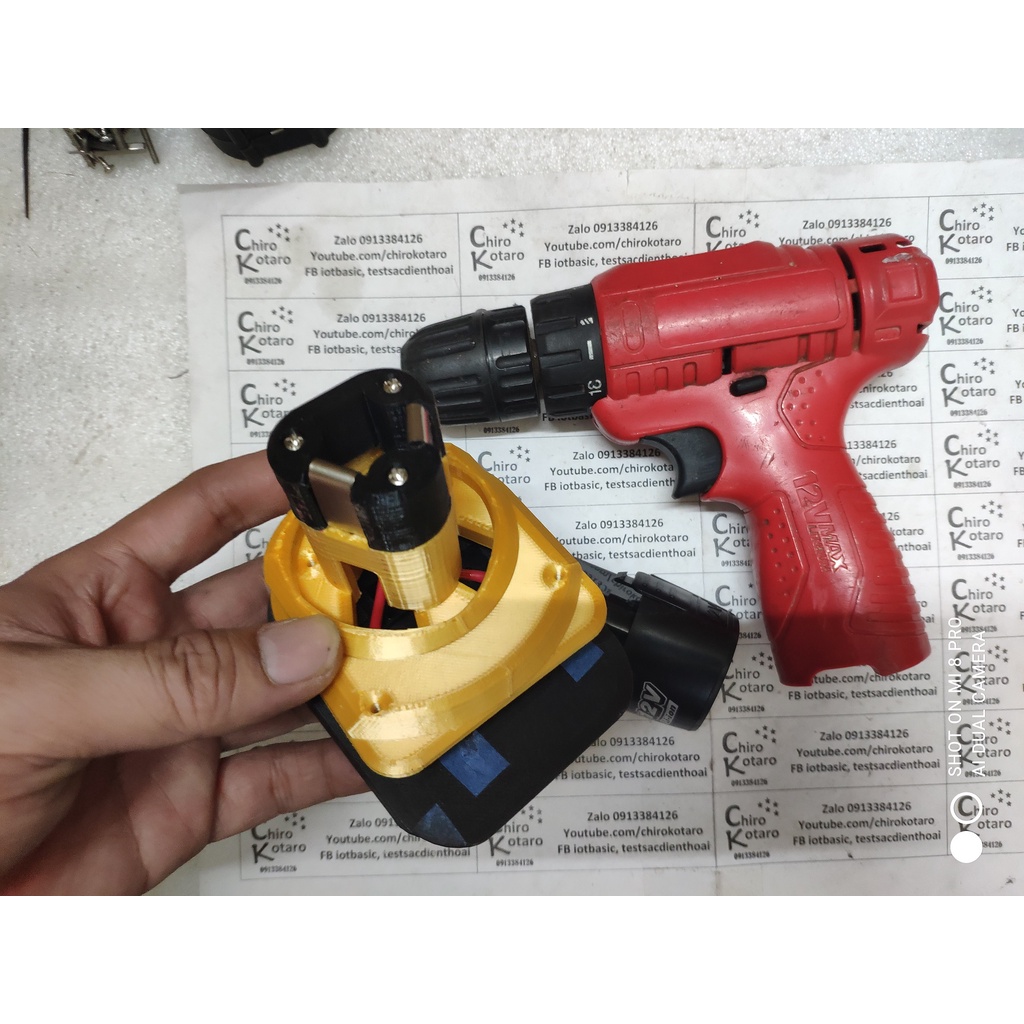 Đế chuyển pin các máy tam giác tàu 12V Li-ion sang dùng vỏ hộp pin cài Makita đóng lại 12v-14v