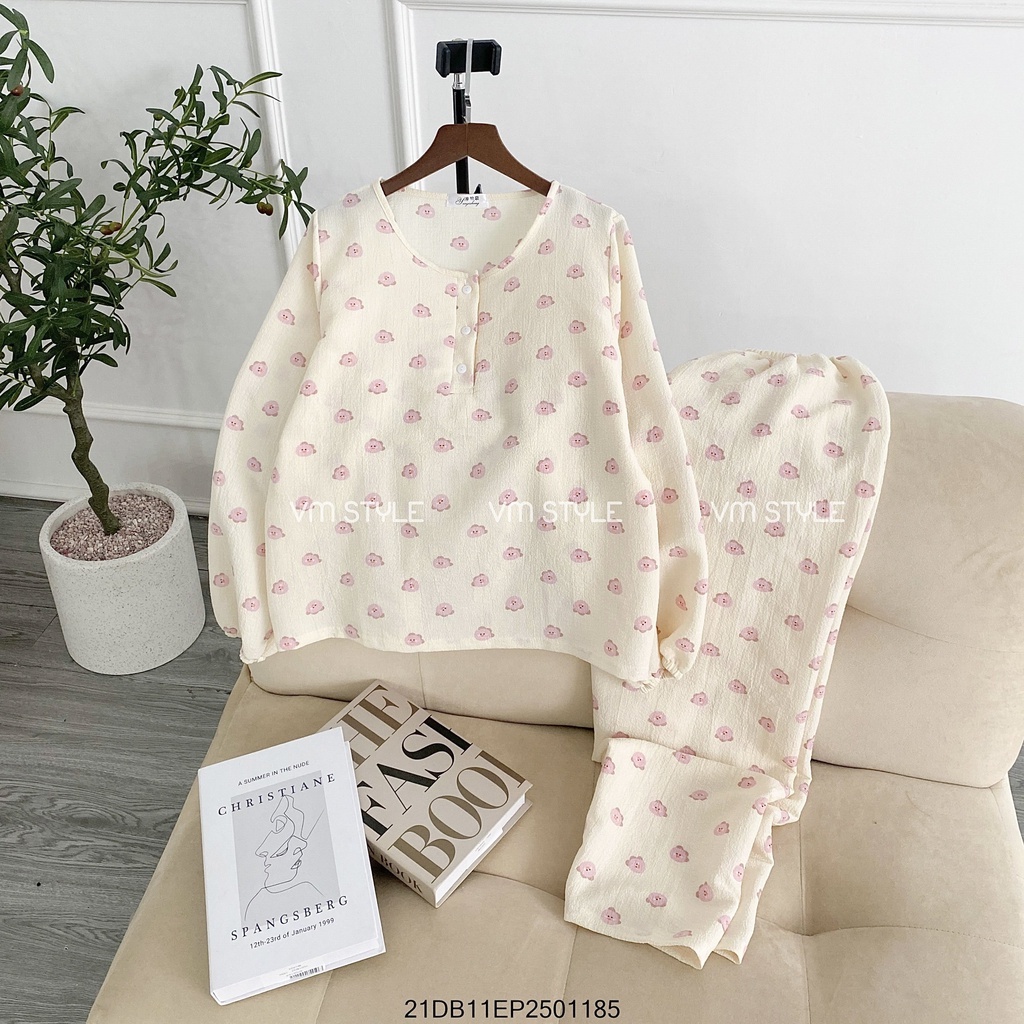 Đồ bộ ngủ nữ tay dài xốp cổ tròn cài nút mặc nhà họa tiết hàn quốc dáng rộng dài Fmstyle Saigon21DB10EP2201-21DB11EP2501 | BigBuy360 - bigbuy360.vn