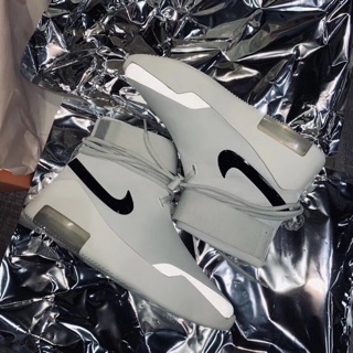 Giày sneaker air xfear of god
