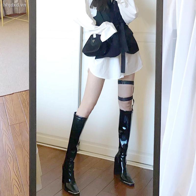 Giày bốt da cao gót phong cách hợp thời trang cho nữ