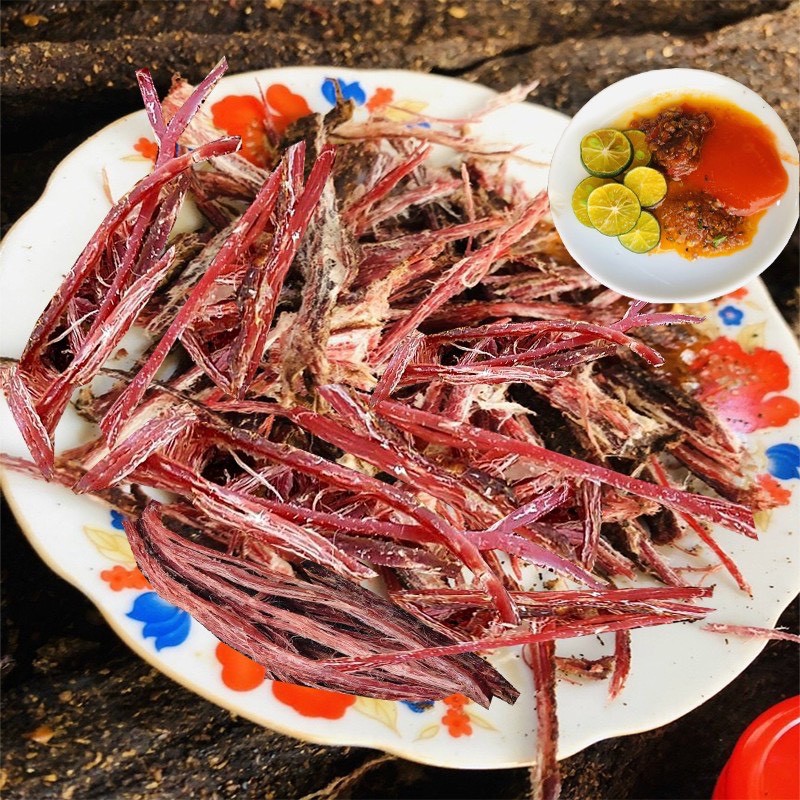 Thịt Trâu Gác Bếp Tây Bắc gia truyền người Thái, thịt trâu sấy khô thơm ngon chuẩn vị, có tặng kèm chẩm chéo