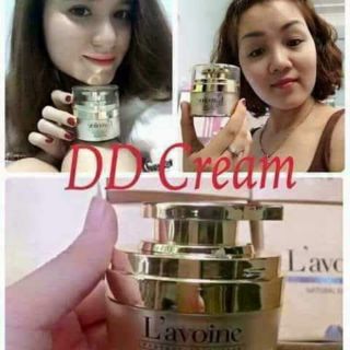 Kem dưỡng da ban ngày