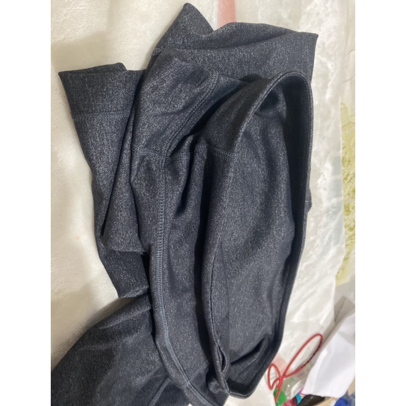 Thanh lý tủ đồ : quần tập gym/yoga