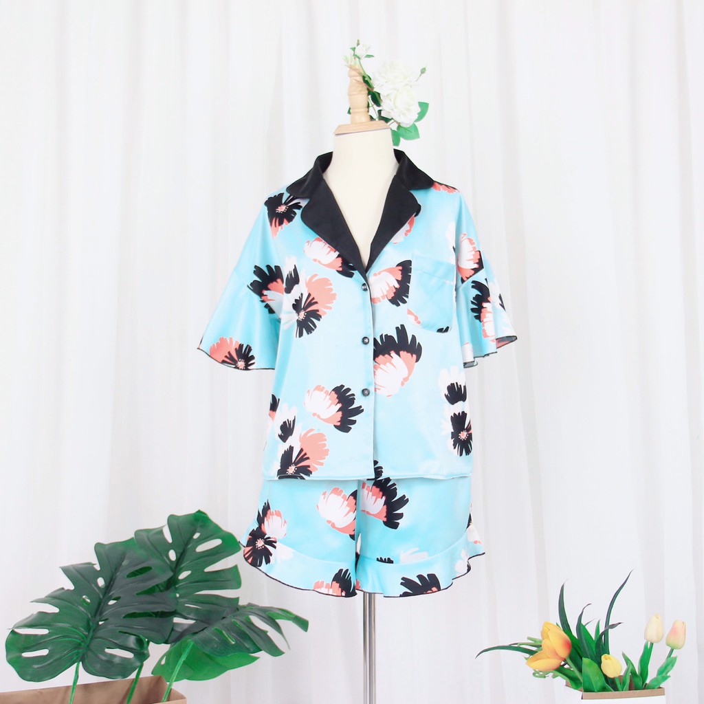 [Mã LT50 giảm 50k đơn 250k] FEMEI - Bộ Pijama ngắn Lụa Hoa Xanh DÔNNA