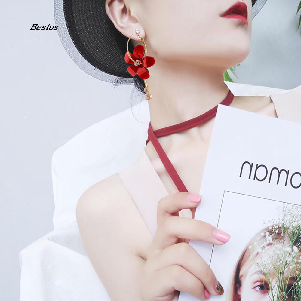 Hoa Tai Dáng Dài Hình Hoa Trà Đính Đá Phối Tua Rua Thời Trang Hàn Quốc Dành Cho Nữ