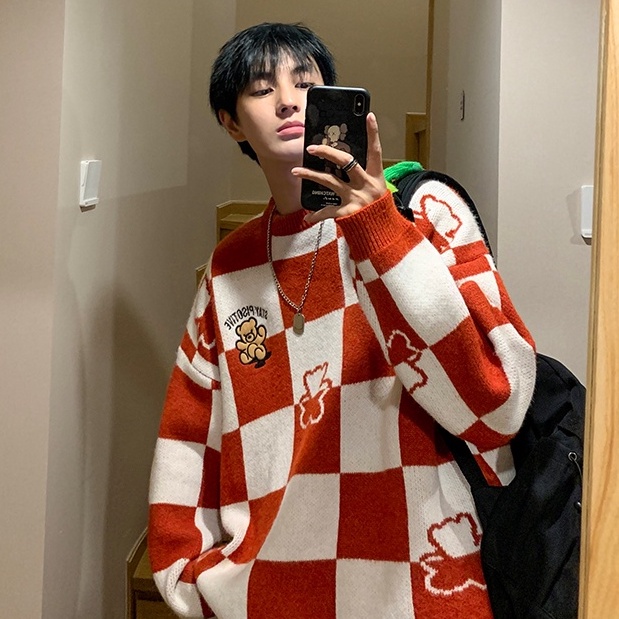 Áo sweater chui đầu kẻ caro họa tiết gấu dáng rộng phong cách Hàn Quốc thời trang thu đông cho nam