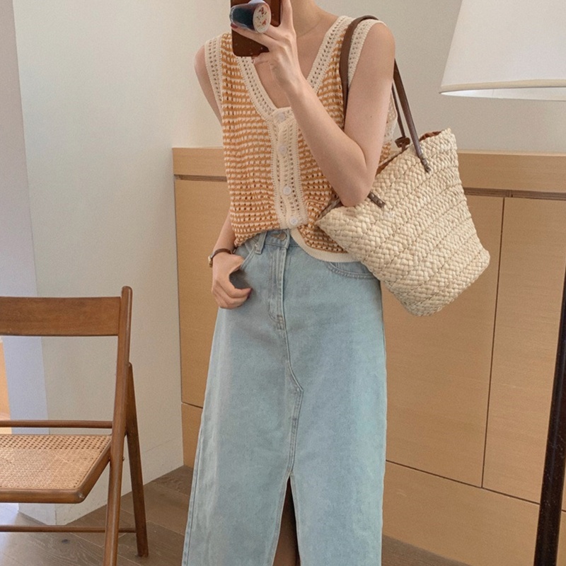 Áo Cardigan Dệt Kim Cổ Chữ V Không Tay Phối Nút Dành Cho Nữ