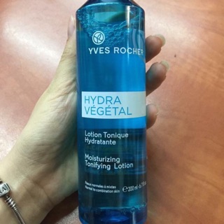Nước hoa hồng yves rocher