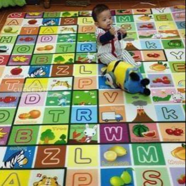 Thảm trải sàn chống lạnh kết hợp học chữ cái cho bé