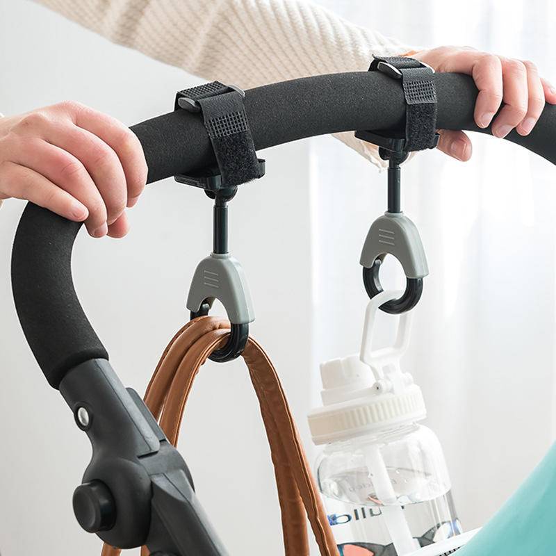 Set 2 móc treo đồ xoay 360 độ đa năng gắn xe đẩy em bé