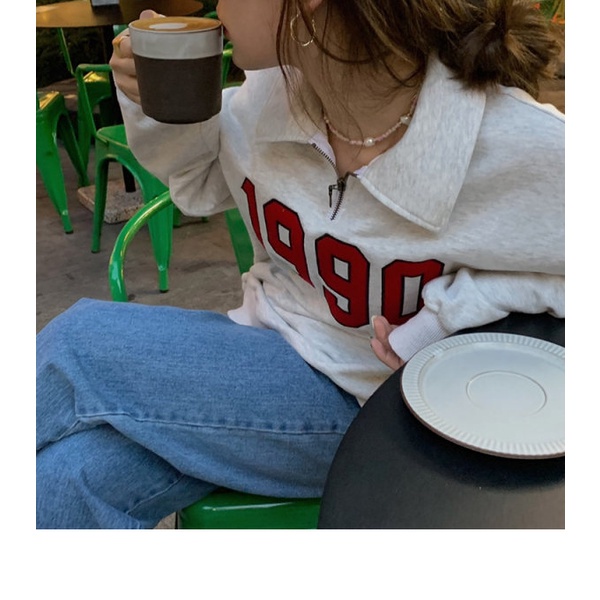 QKOOLE  Áo Sweater Nữ Tay Dài In Họa Tiết