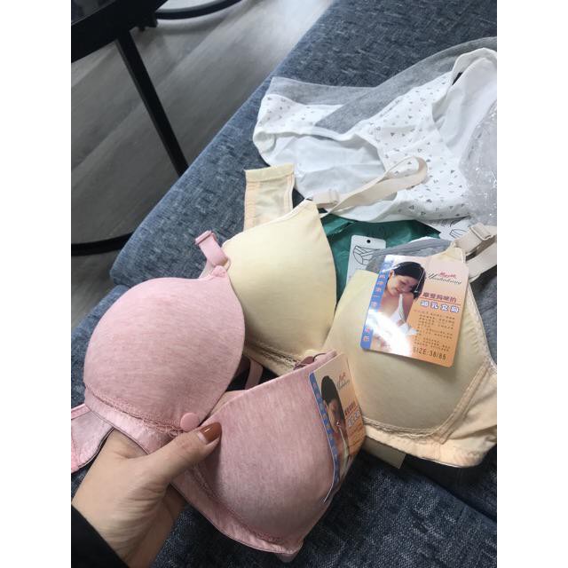 COMBO 3 ÁO LÓT BẦU TRƠN VÀ CHO CON BÚ CỰC MỀM MẠI
