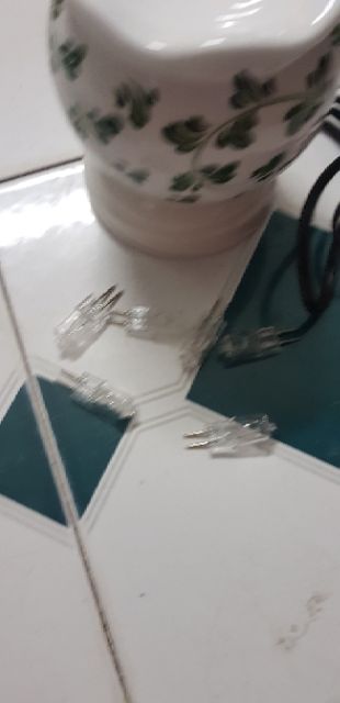 Bóng đèn thay thế dùng cho đèn xông tinh dầu | BigBuy360 - bigbuy360.vn