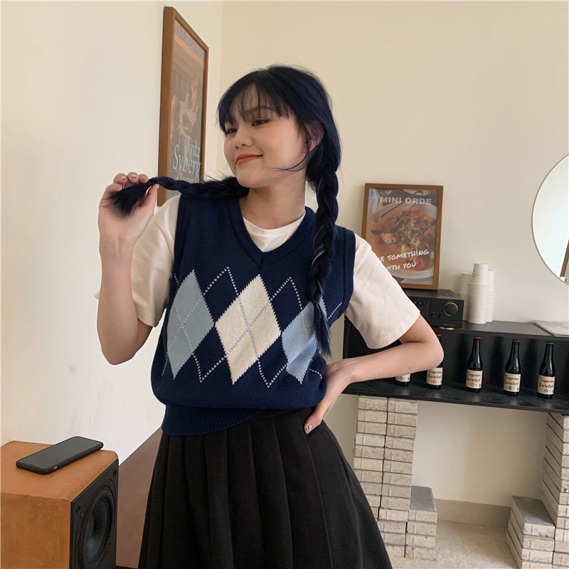 Áo dệt kim không tay dáng ngắn thời trang